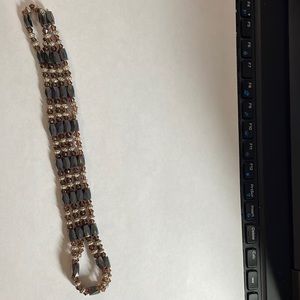 Bracelet with magnetic clasp